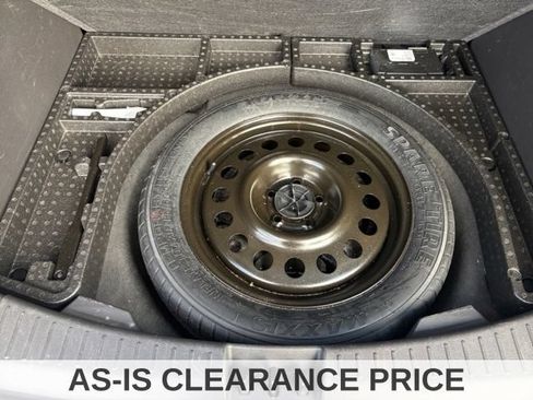 Used 2017 Ford Escape SE w/ Equipment Group 201A AWD/4WD image 17
