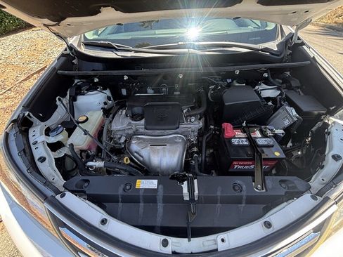Used 2014 Toyota RAV4 XLE FWD image 27