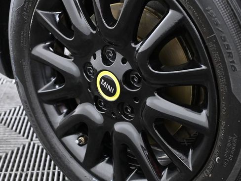 Certified 2023 MINI Cooper SE image 29