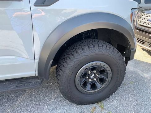 Used 2023 Ford F150 Raptor w/ Raptor Carbon Fiber Package AWD/4WD image 11