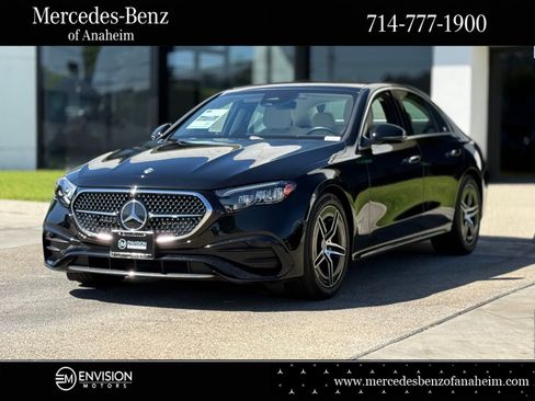 Used 2025 Mercedes-Benz E 350 4MATIC Sedan image 1