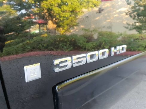 Used 2008 Chevrolet Silverado 3500 LT w/ EZ-Lift Tailgate Package image 22