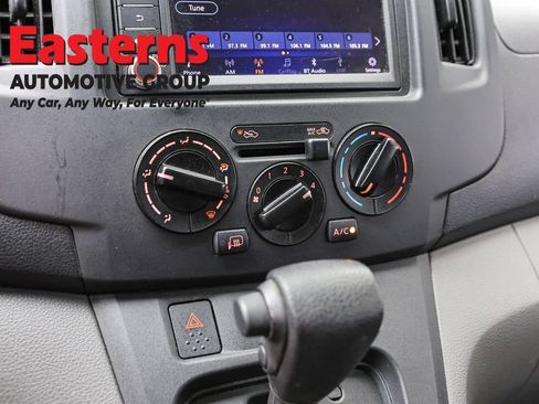 Used 2021 Nissan NV200 SV FWD image 19