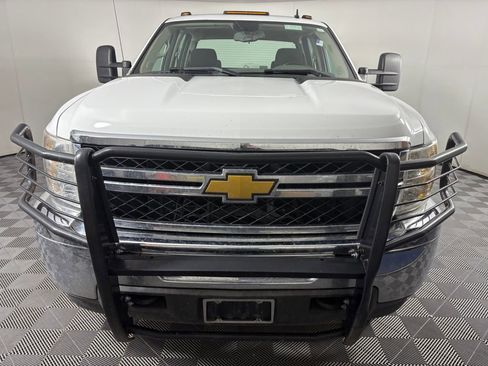 Used 2013 Chevrolet Silverado 3500 W/T image 2