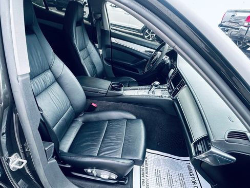 Used 2016 Porsche Panamera 4 image 15