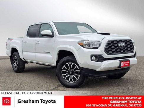 Used 2020 Toyota Tacoma TRD Sport AWD/4WD image 1