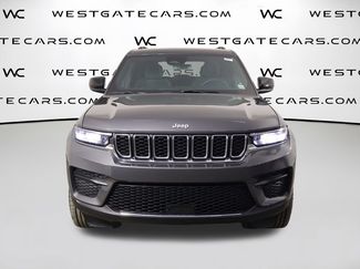 Used 2025 Jeep Grand Cherokee Laredo RWD video 2
