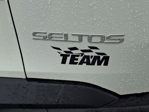 Used 2024 Kia Seltos LX image 35