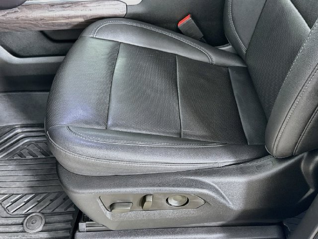 Used 2022 Chevrolet Silverado 1500 LTZ AWD/4WD image 22