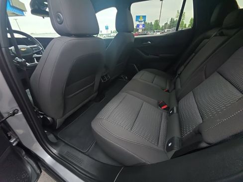 Used 2026 Chevrolet Equinox LT AWD/4WD image 15
