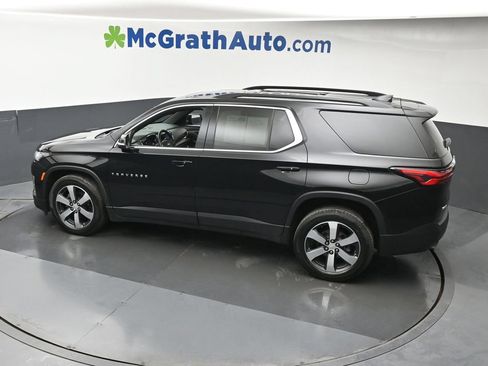 Used 2023 Chevrolet Traverse LT w/ LT Premium Package AWD/4WD image 26