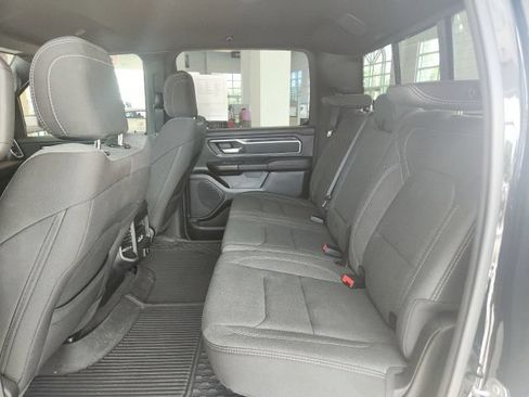 Used 2022 RAM 1500 Big Horn AWD/4WD image 17