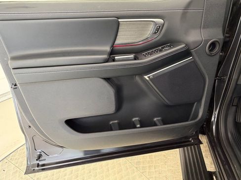 Used 2025 Ford Expedition Platinum w/ Driver's Package image 19