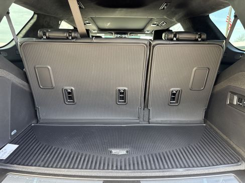 Used 2026 Cadillac Escalade Platinum Sport w/ LPO, ONYX Package image 37