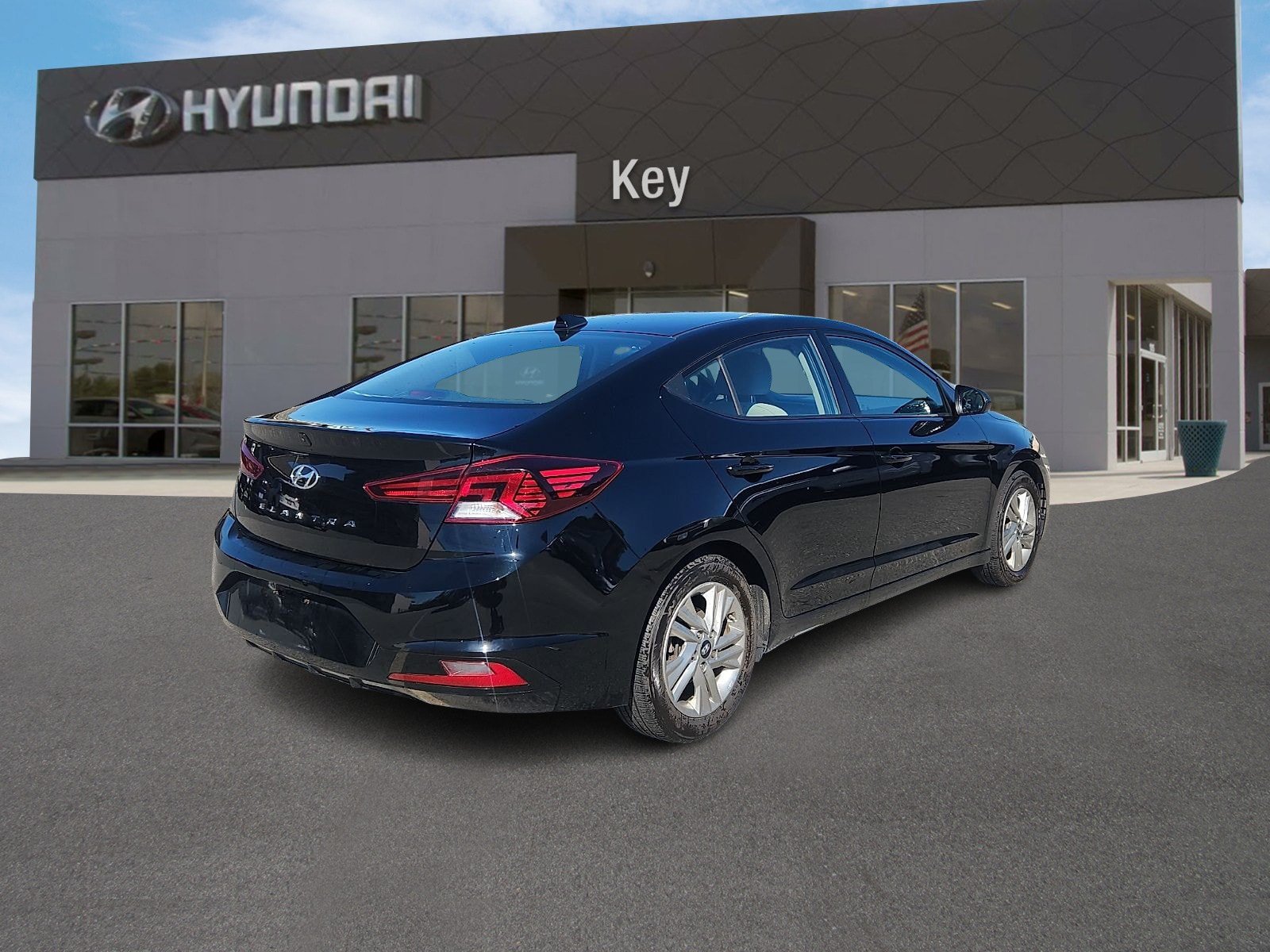 Used 2020 Hyundai Elantra Value Edition FWD image 4