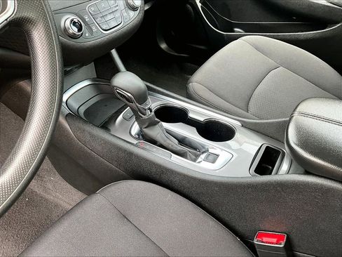 Used 2024 Chevrolet Malibu LT FWD image 22