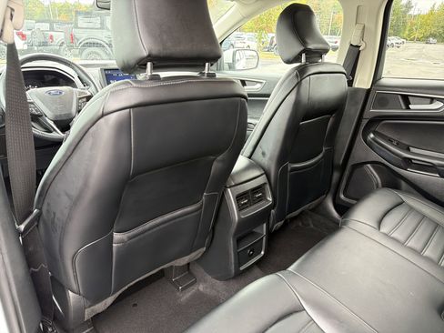 Certified 2024 Ford Edge SEL image 18