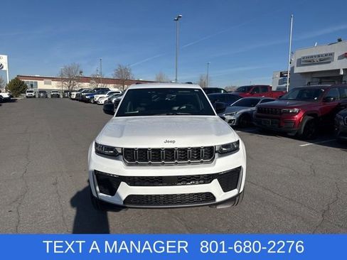 New 2026 Jeep Grand Cherokee Limited AWD/4WD image 2