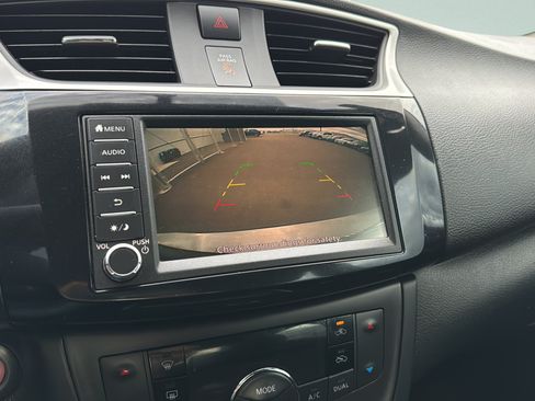 Used 2019 Nissan Sentra SV FWD image 16