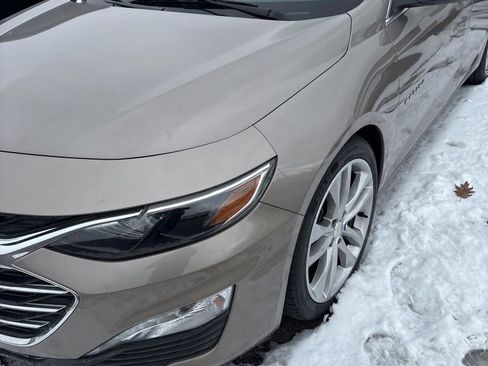 Used 2023 Chevrolet Malibu LT w/ Driver Confidence Package image 3