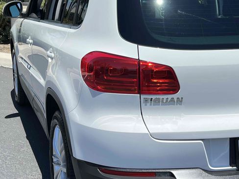 Used 2015 Volkswagen Tiguan SEL FWD image 52