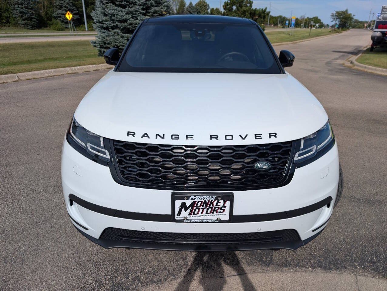 Used 2020 Land Rover Range Rover Velar S AWD/4WD image 4