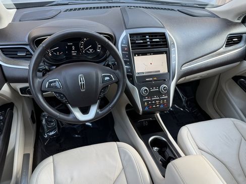 Used 2018 Lincoln MKC Reserve w/ Lincoln MKC Climate Package image 25