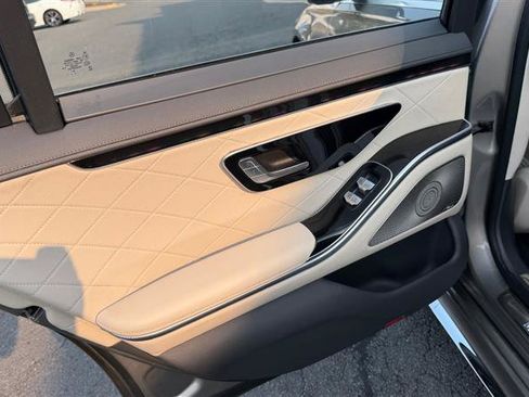 Used 2021 Mercedes-Benz S 580 4MATIC Sedan image 23