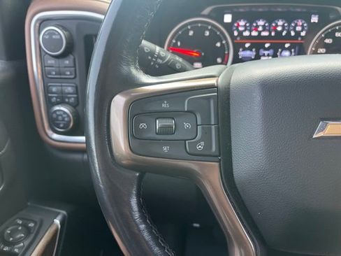 Used 2022 Chevrolet Silverado 2500 High Country AWD/4WD image 18