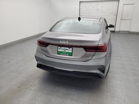 Used 2023 Kia Forte LXS FWD image 5