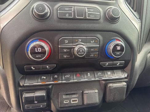 Used 2020 Chevrolet Silverado 1500 LT w/ Texas Edition image 13