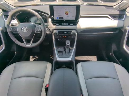 Used 2023 Toyota RAV4 XLE Premium FWD image 18