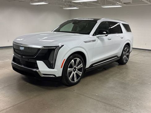 New 2026 Cadillac Escalade IQL Luxury w/ LPO, Floor Liner Package image 4