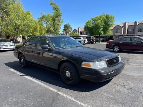Used 2008 Ford Crown Victoria Police Interceptor image 3