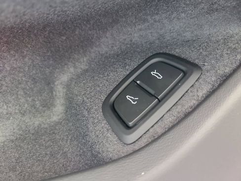 New 2026 Chevrolet Corvette Stingray Coupe w/ 1LT image 16