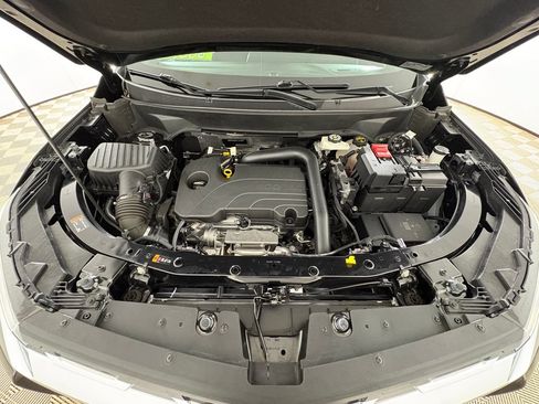 Used 2025 Chevrolet Equinox LT w/ Safety and Technology Package FWD image 31