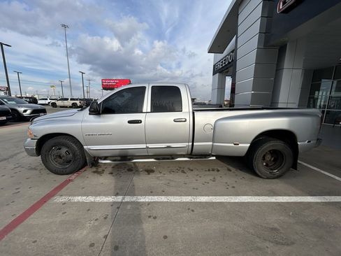 Used 2004 Dodge Ram 3500 Truck SLT w/ Trailer Tow Group image 2