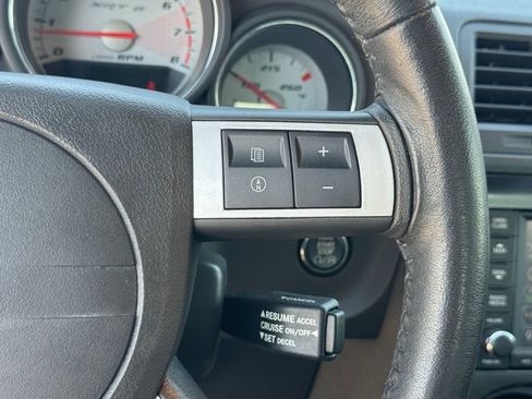 Used 2009 Dodge Challenger SRT8 RWD image 24