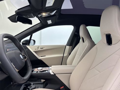 New 2026 BMW iX xDrive45 w/ Executive Package image 24