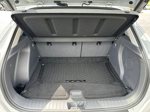 Used 2024 Hyundai Kona Limited AWD/4WD image 36