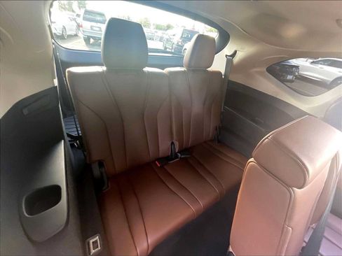 Used 2025 Acura MDX w/ Technology Package AWD/4WD image 29