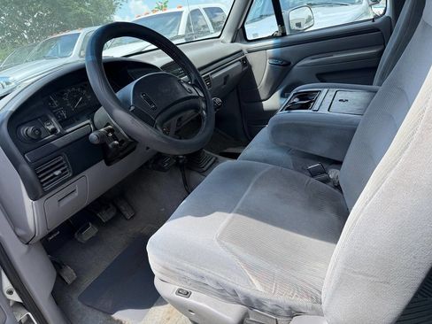 Used 1997 Ford F250 XLT AWD/4WD image 4