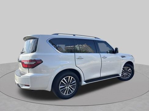 Used 2022 Nissan Armada SV w/ SV Appearance Package RWD image 10