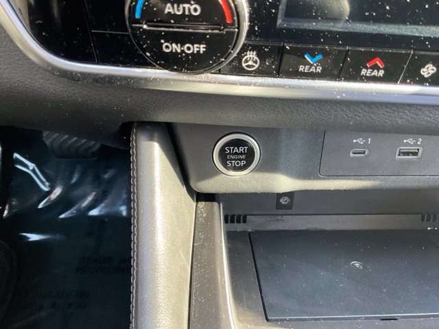 Used 2022 Nissan Rogue Platinum w/ Head-Up Display Package AWD/4WD image 24
