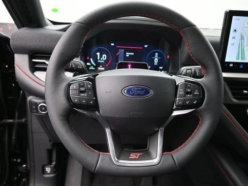 New 2026 Ford Explorer ST RWD image 9