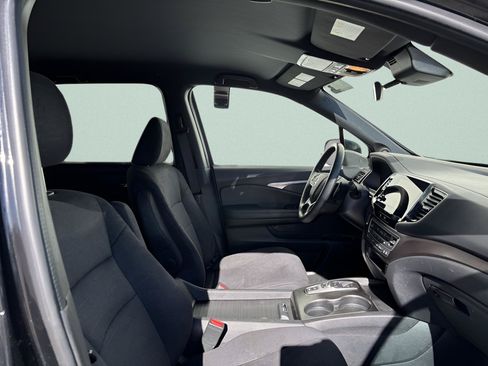 Certified 2022 Honda Pilot Sport image 36