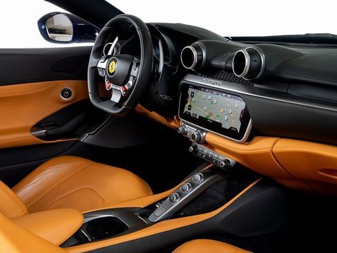 Used 2019 Ferrari Portofino image 47