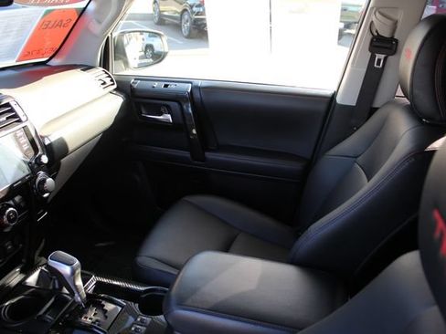 Certified 2024 Toyota 4Runner TRD Off-Road Premium w/ Moonroof Package AWD/4WD image 47