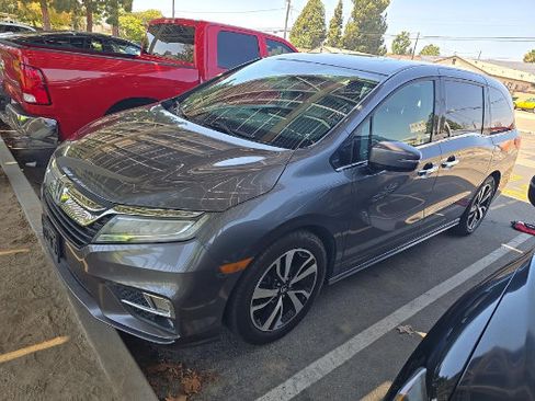 Used 2019 Honda Odyssey Elite image 1
