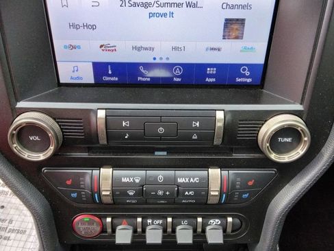 Used 2020 Ford Mustang Shelby GT350 w/ Technology Package image 17